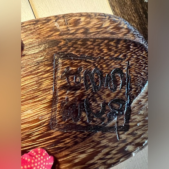 Sanrio Vintage Hello Kitty rare wood Japanese sandles - Picture 6 of 6